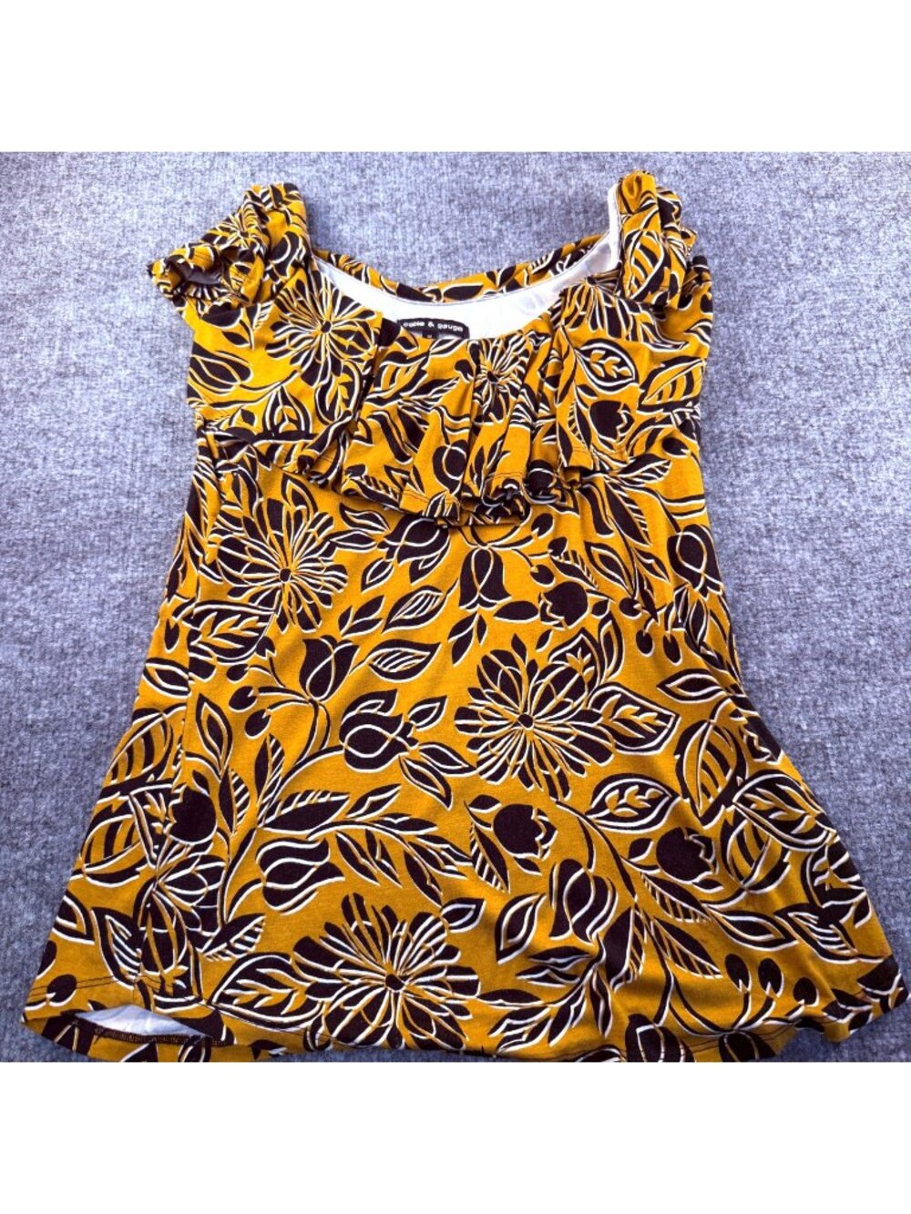 Cable & Gauge Ruffle Neck Floral Sleeveless Top Blouse Mustard Brown Size M